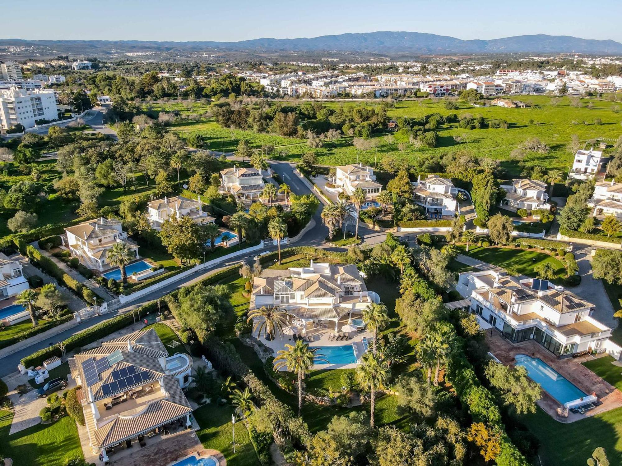 Alcore Luxury Golf Villa At Alto Golf Alvor Exterior photo